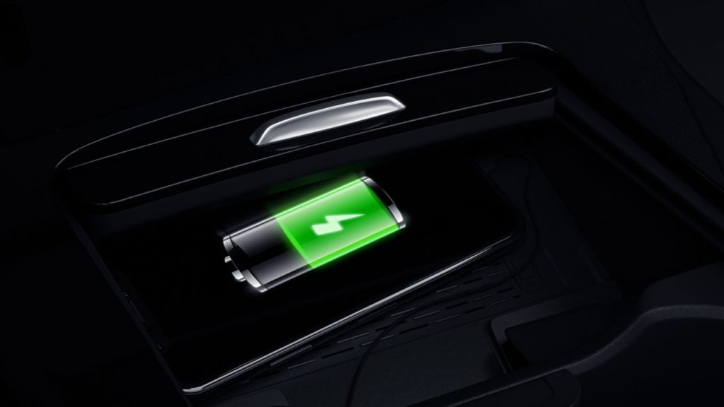 Mercedes Classe A Berline recharge smartphone