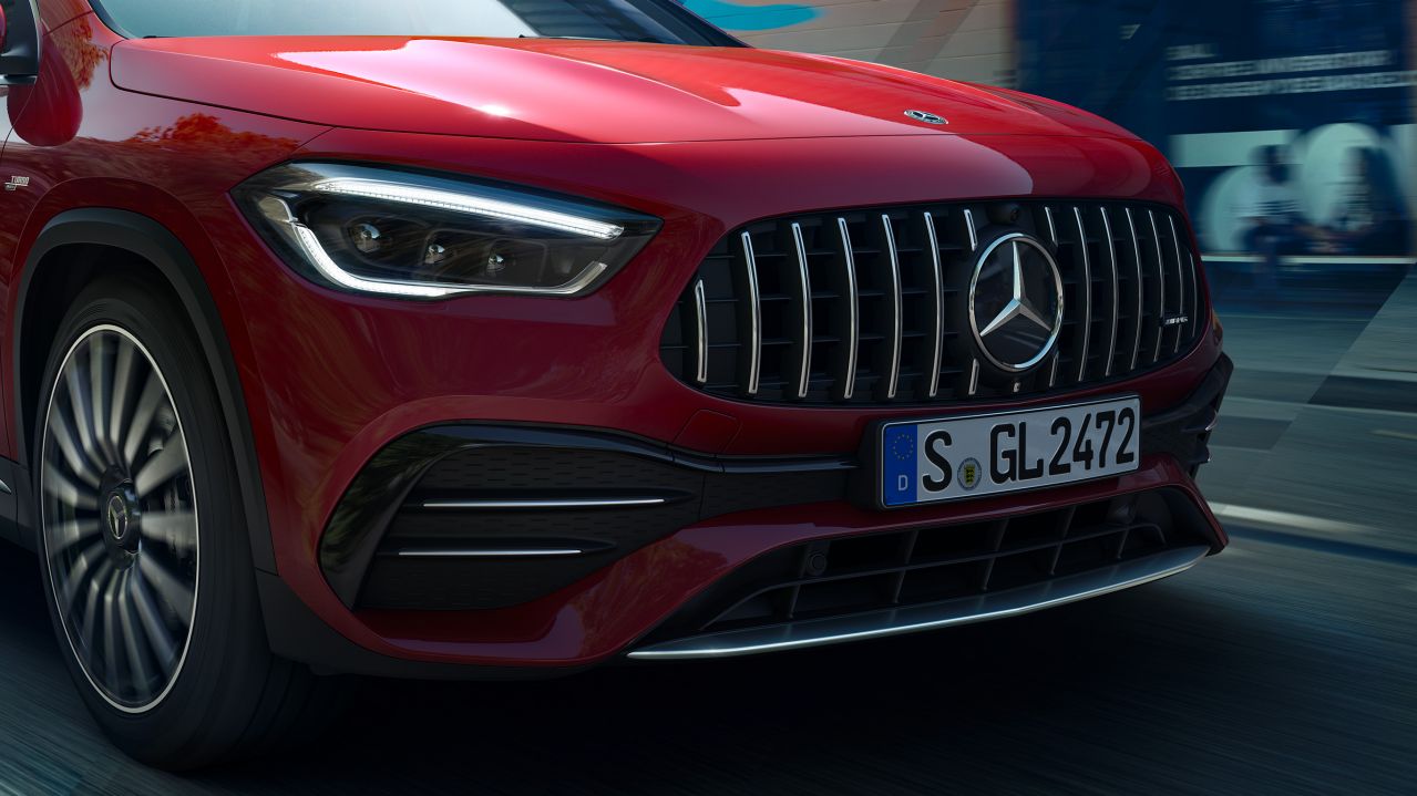 Mercedes AMG Nouveau GLA calandre