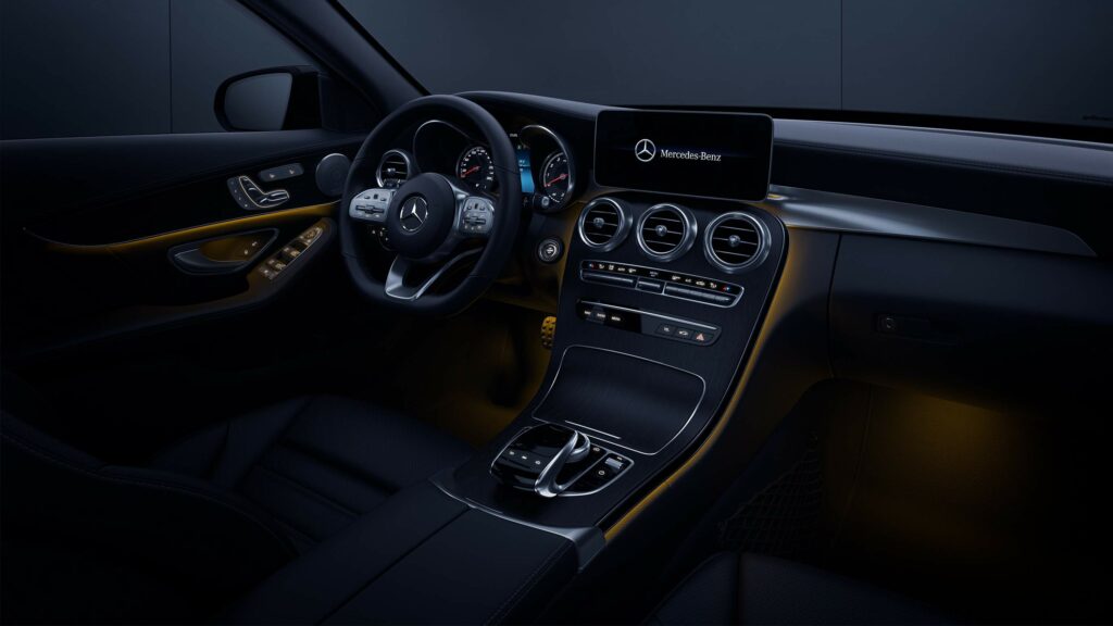 Mercedes Class C Coupé - Design - options - Eclairage d'ambiance