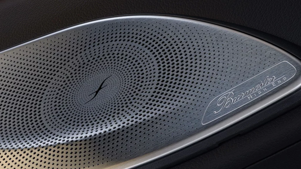 Un son de première qualité avec le système de sonorisation surround Burmester® 3D.