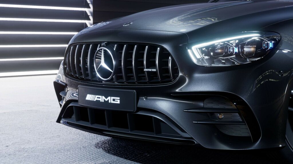 Classe E coupé AMG - Grille de calendre propre à AMG